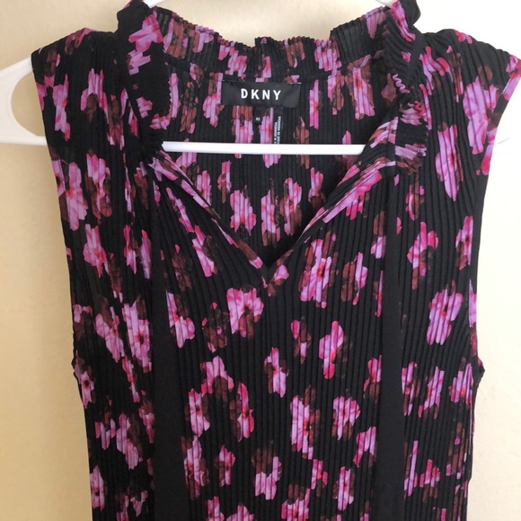 Top - Picture 4 of 4